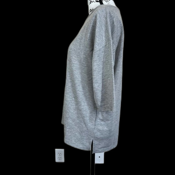 Romeo & Juliet Couture grey sweatshirt women relax fit 3/4 sleeve size M - Picture 7 of 11